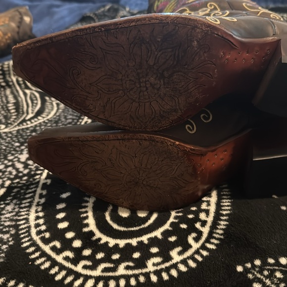 Tony Lama Boots - Picture 5 of 5